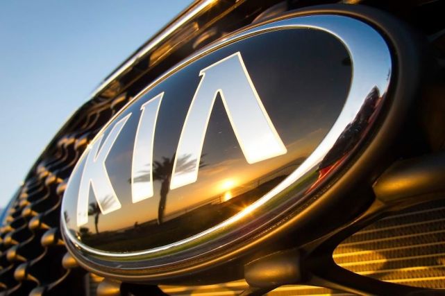 金州勇士迎欧篮联关键赛；冲刺阶段止住颓势；话题不断；球探报告显示潜力的简单介绍